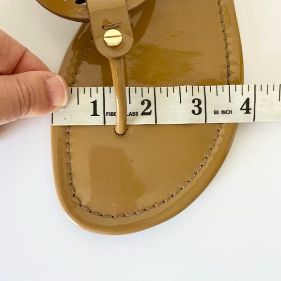 Tory Burch Miller Patent Leather Thong Sandals Flip Flops Beige Tan Size 10.5 - Picture 4 of 10